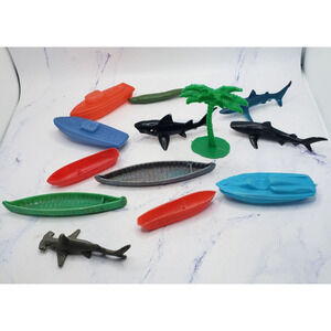 Miniature Plastic Sharks and Boats Tropical Mixed lot